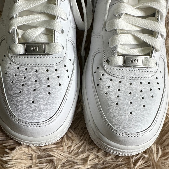 Nike AF1 White High-Top Sneakers with Strap - Picture 3 of 16
